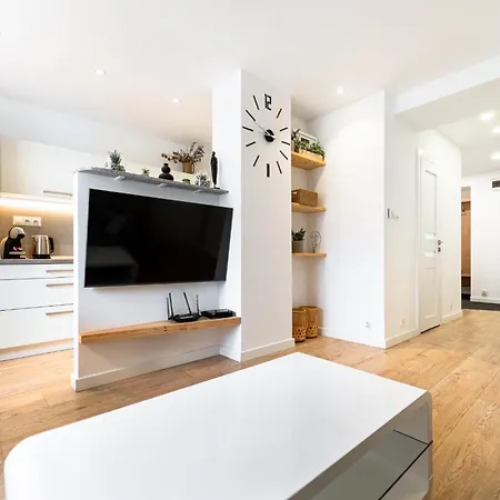Ah Park Angelinum Apartment