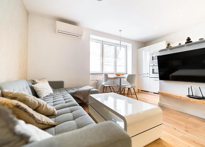 Ah Park Angelinum Ac Appartamento Košice